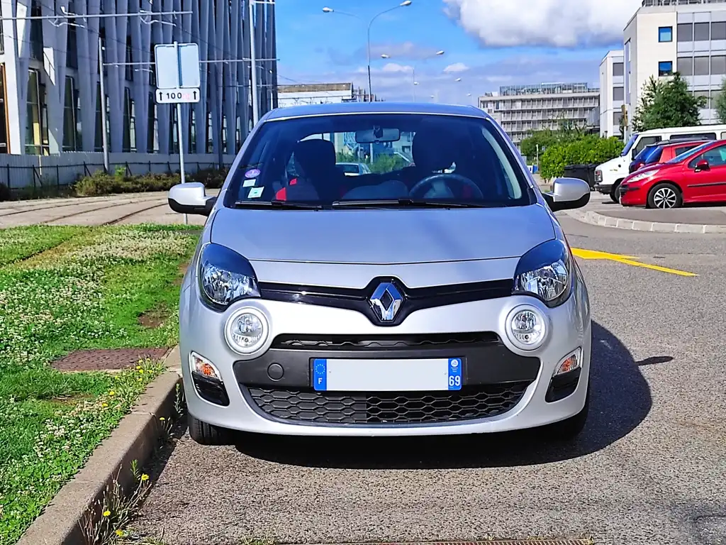 Twingo Villeurbanne Avant 640 360