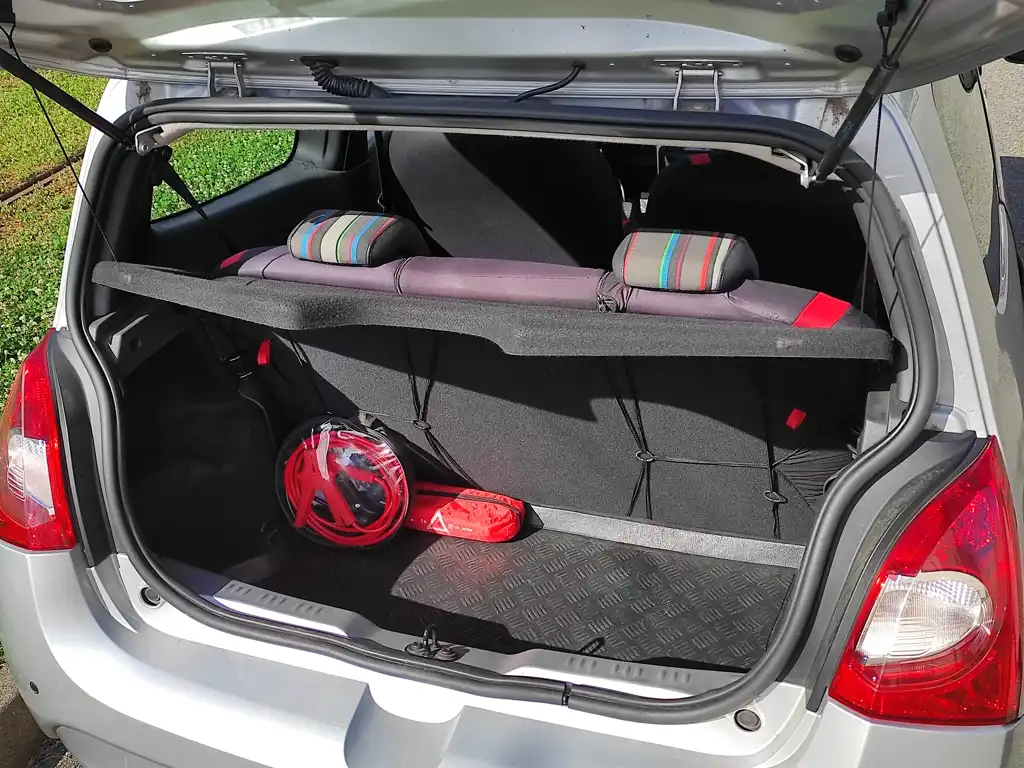 Twingo Villeurbanne Coffre 640 360