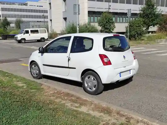 twingo-blanche-vue-arriere-gauche-1080 Twingo Blanche Vue Arriere Gauche 1080